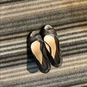 Womens open toed heels size 6